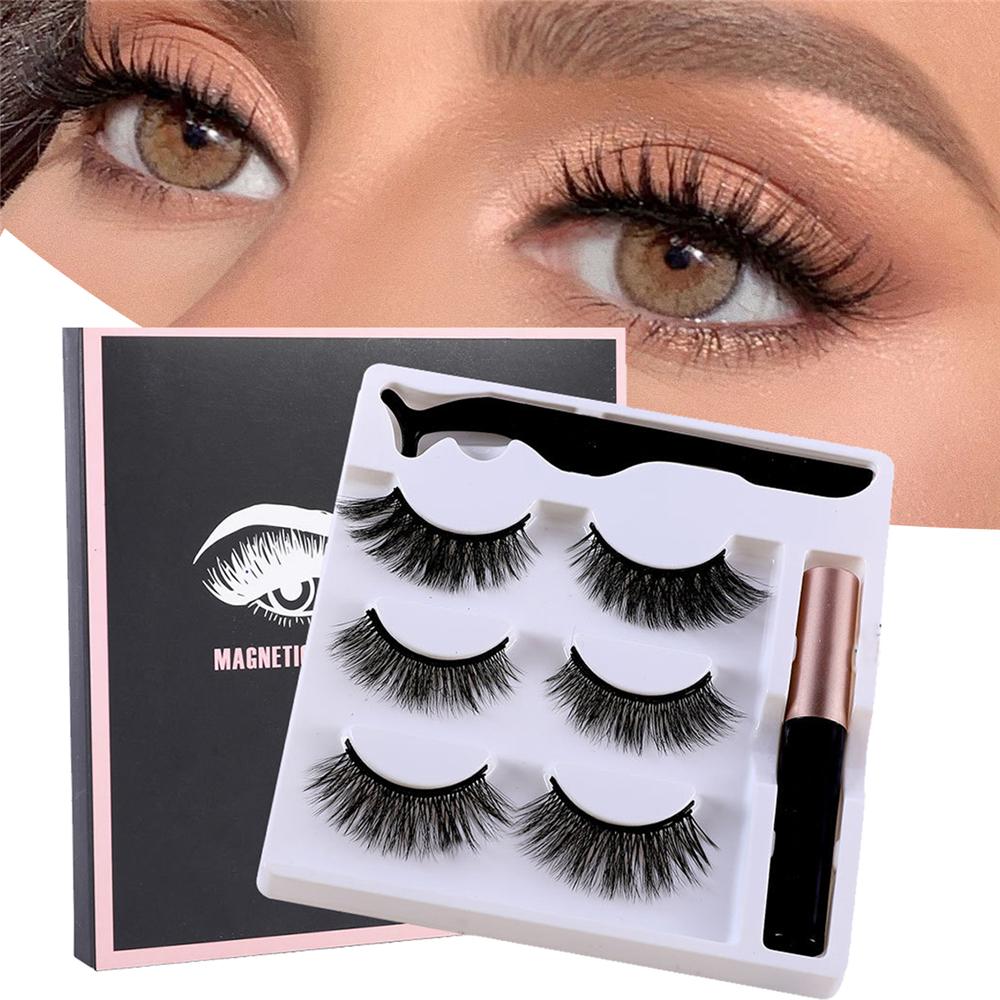 Divina-Lash para una mirada audaz y llamativa