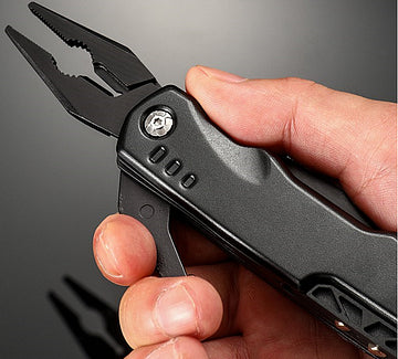 MultiTool Martillo Multifuncional 14 en 1 de Acero Inoxidable, prepárate para cualquier tarea