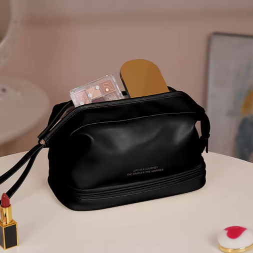 DuoChic Bag Cosmetiquera de doble espacio.